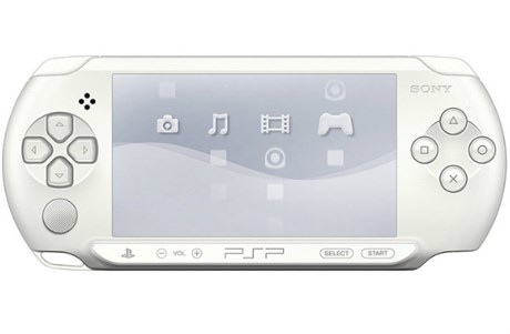 фото: Sony PlayStation Portable E-1008 white