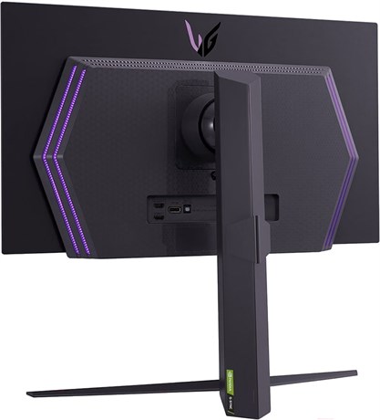 фото: Монитор LG 27GR95QE-B