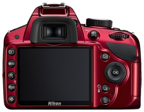 фото: Nikon D3200 KIT красный