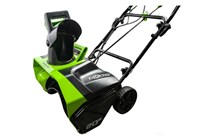 фото: Снегоуборщик Greenworks GD40ST