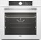 фото: Духовой шкаф Beko BBIM17400WE